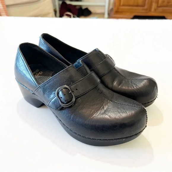 Dansko Tamara Clogs Black Leather Women’s Size 38 EU Buckle Detail Comfort Work - Picture 13 of 14
